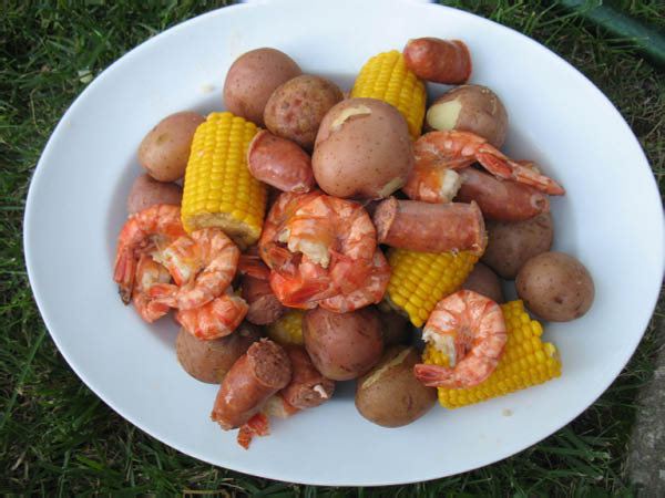 seafood boil 029